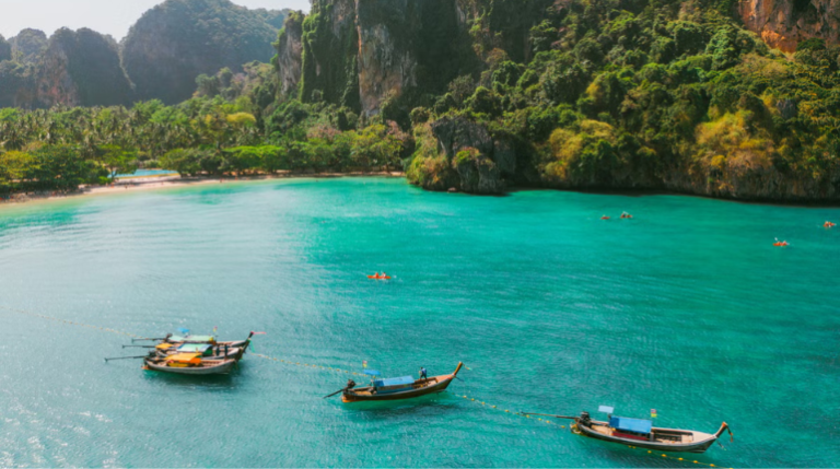 Hidden beach in Thailand with turquoise water and white sand - secret Thailand beach escape